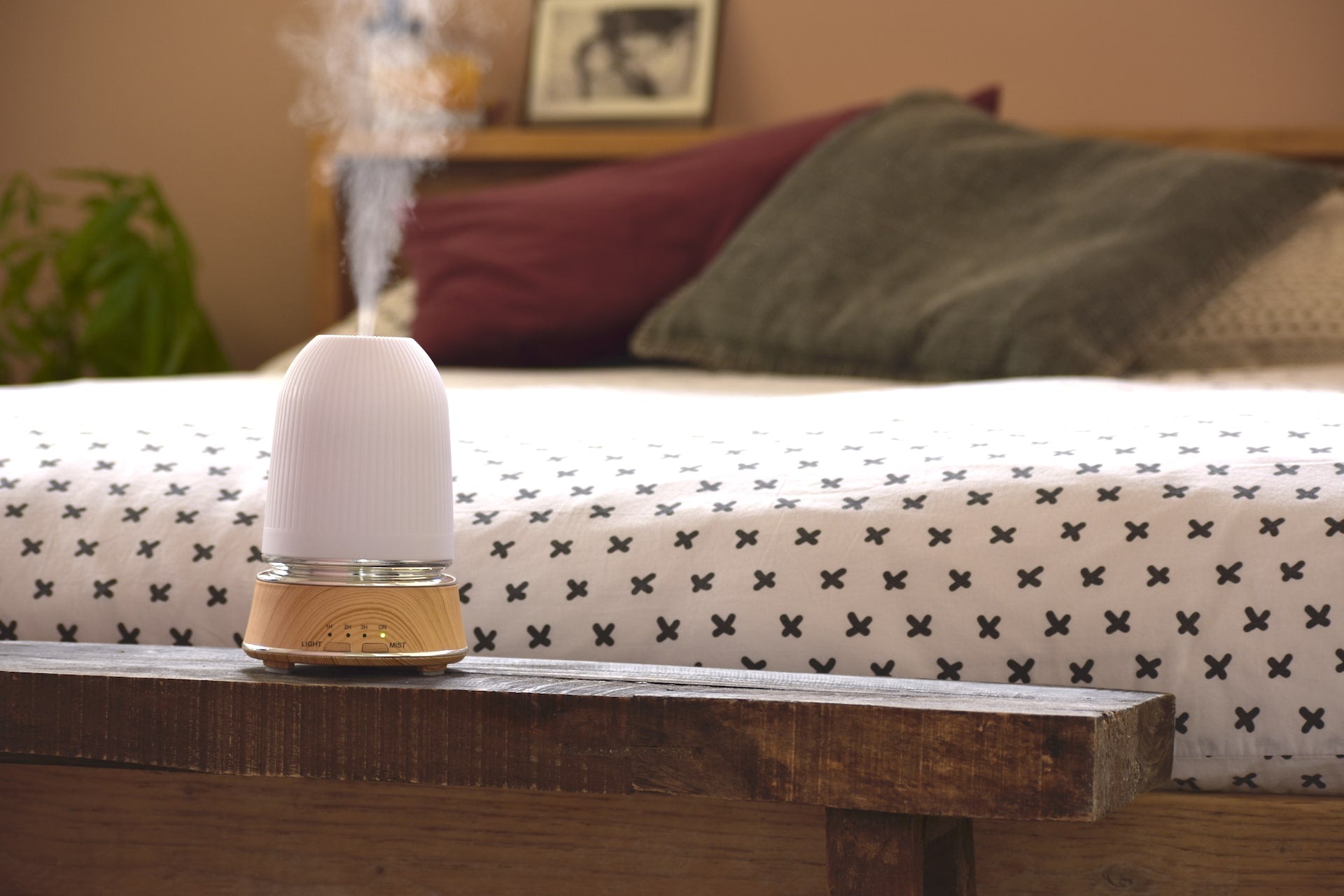 Dreamy diffuser light wood zilver happy cloud in slaapkamer
